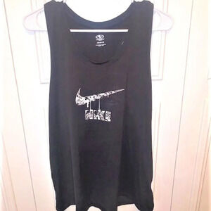 Black active performance tank top L‎